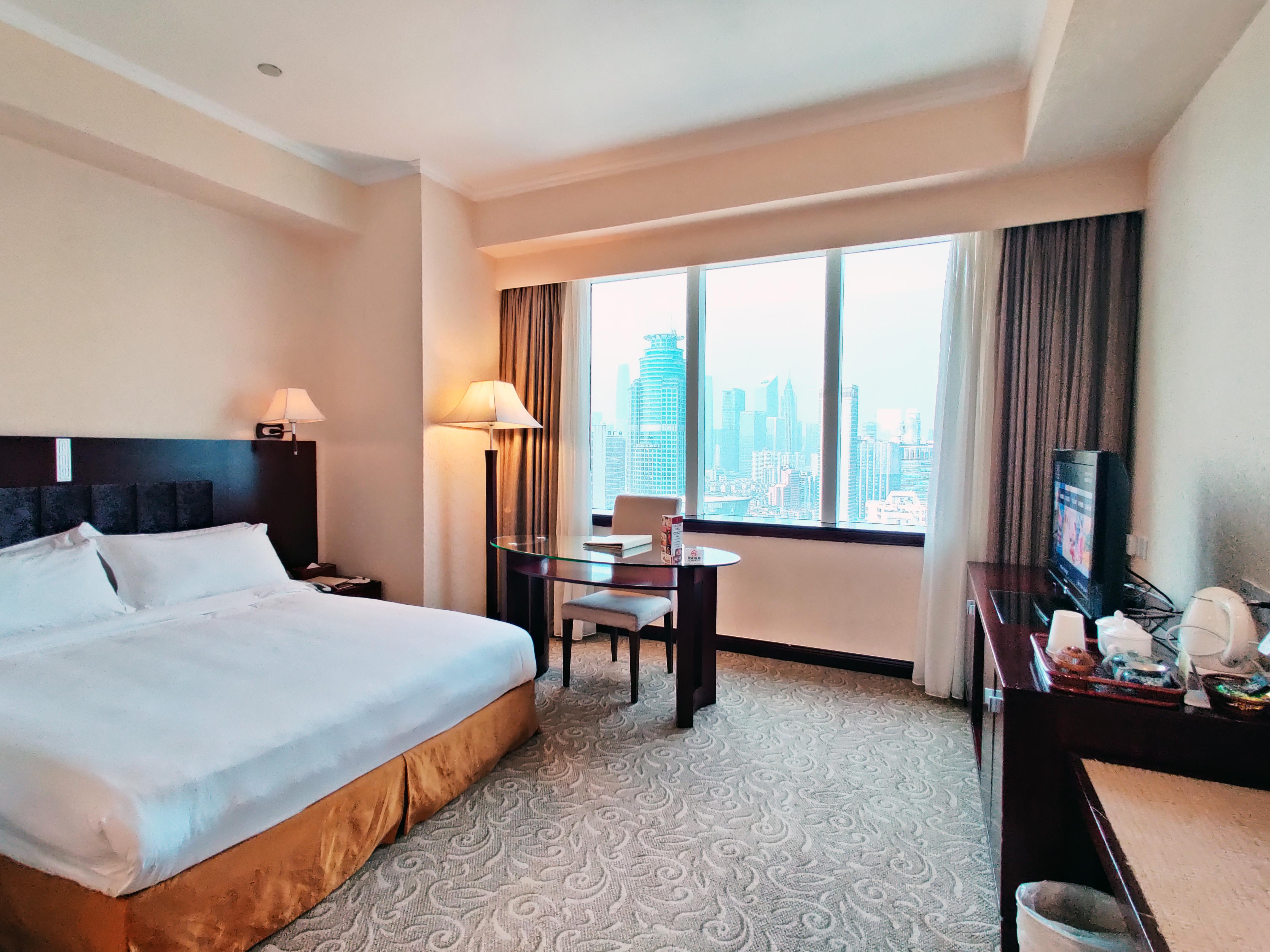 Majestic Hotel Гуанчжоу Экстерьер фото